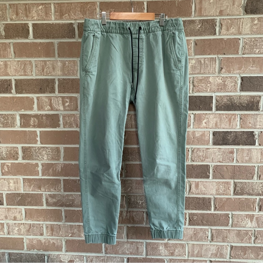 Old Navy The Modern Jogger // medium